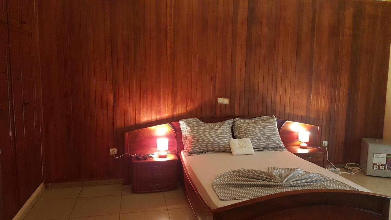 Residences Hotelieres Micheline Et Emile Bastos Yaoundé Eksteriør bilde