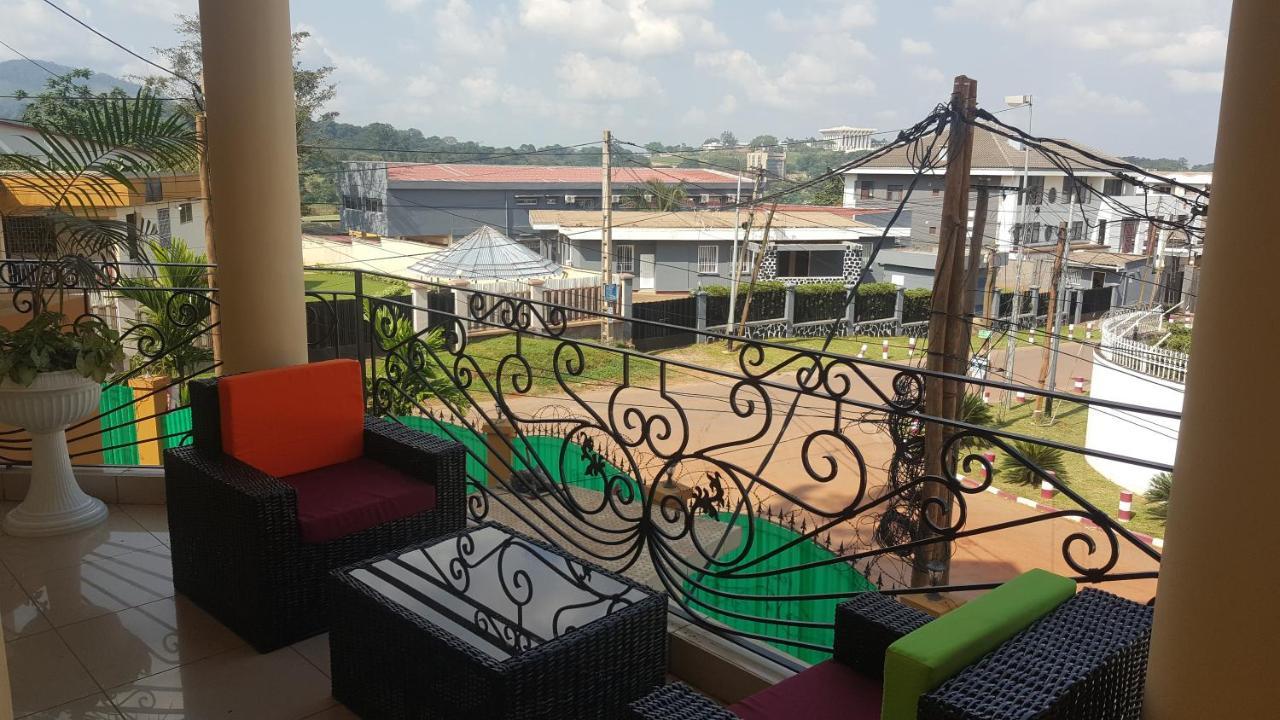 Residences Hotelieres Micheline Et Emile Bastos Yaoundé Eksteriør bilde